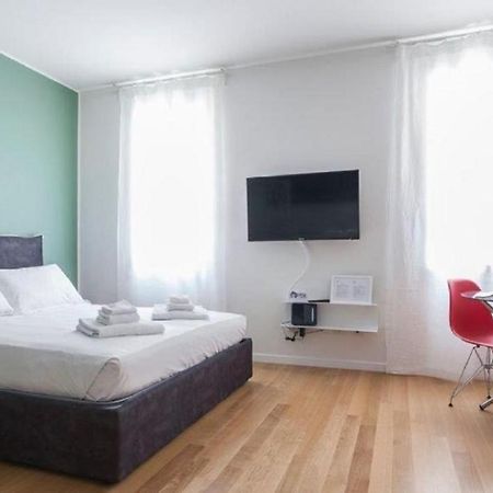 Navigli Suites - Tornatore Мілан Екстер'єр фото
